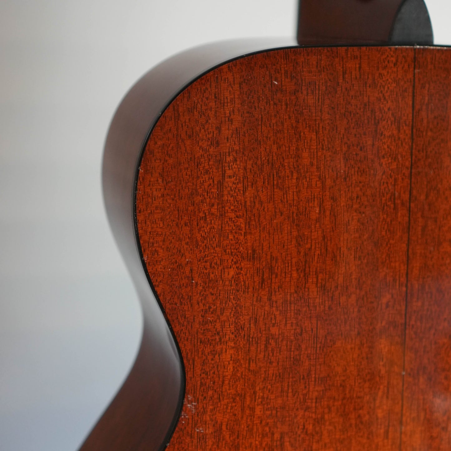Martin 00-18V 2009年製
