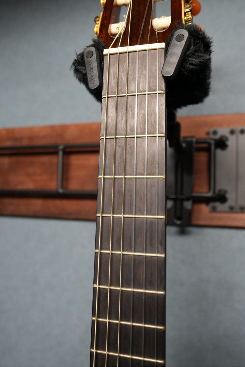 YAMAHA SLG 130NW