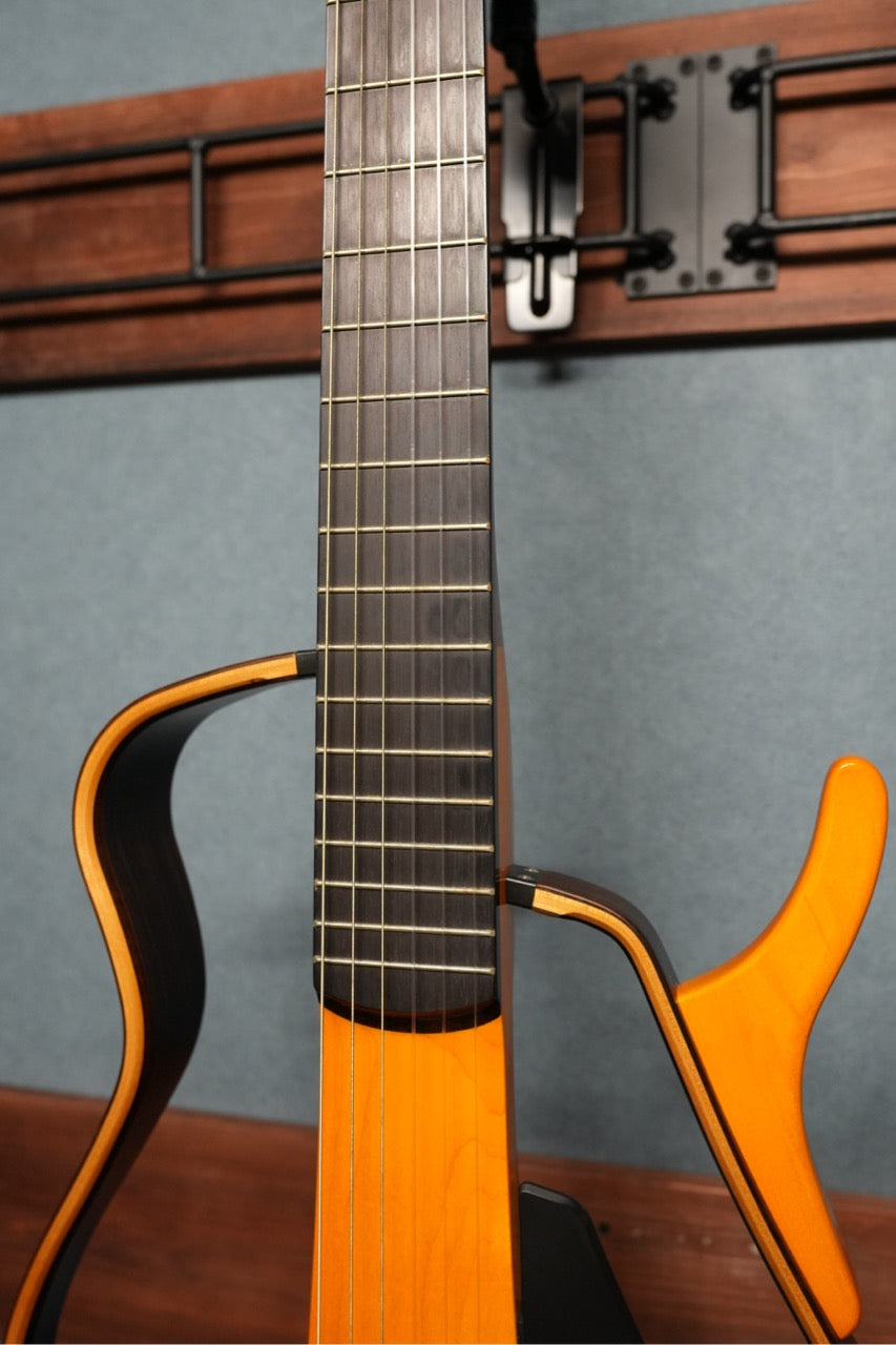 YAMAHA SLG 130NW