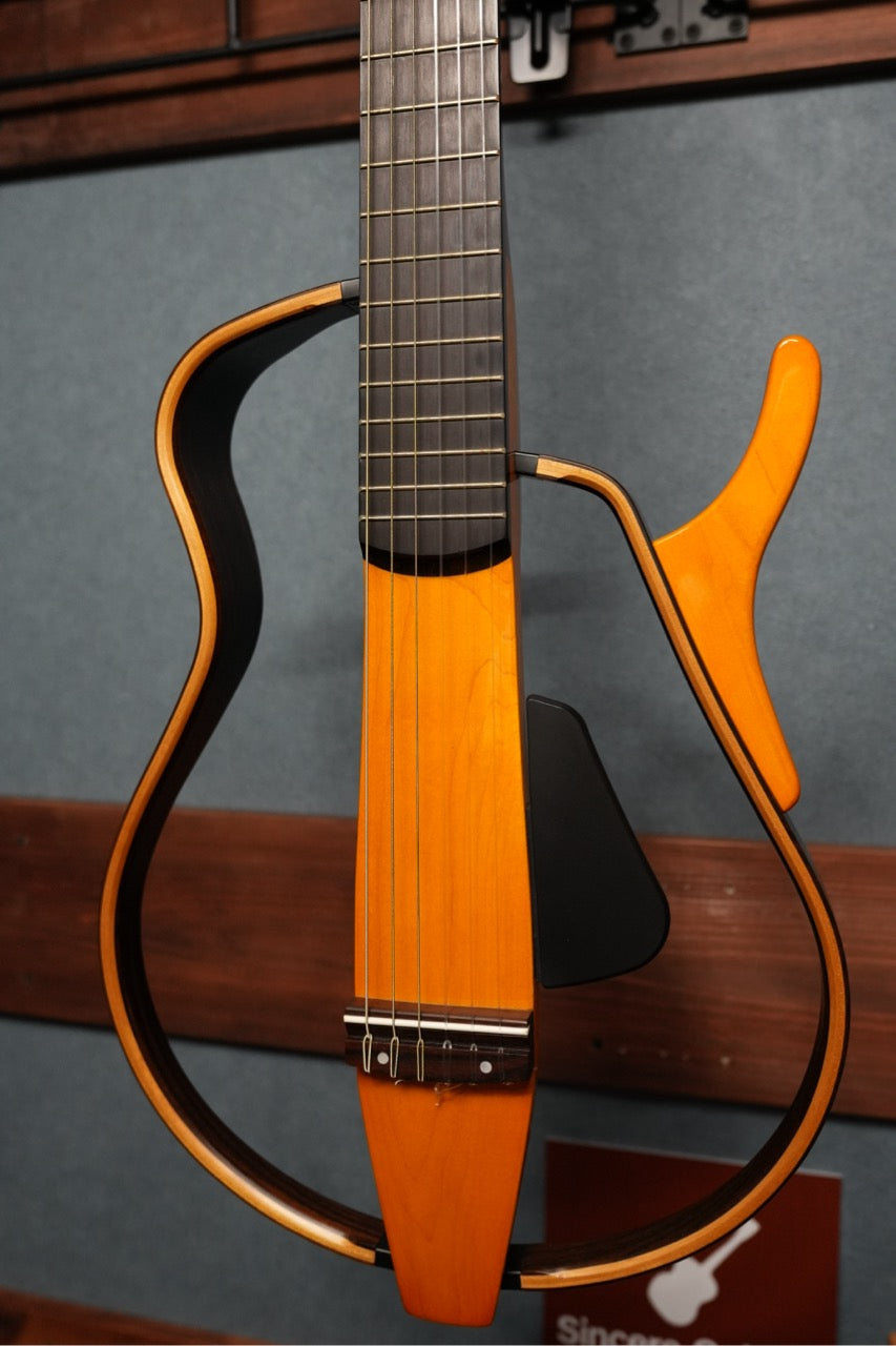YAMAHA SLG 130NW