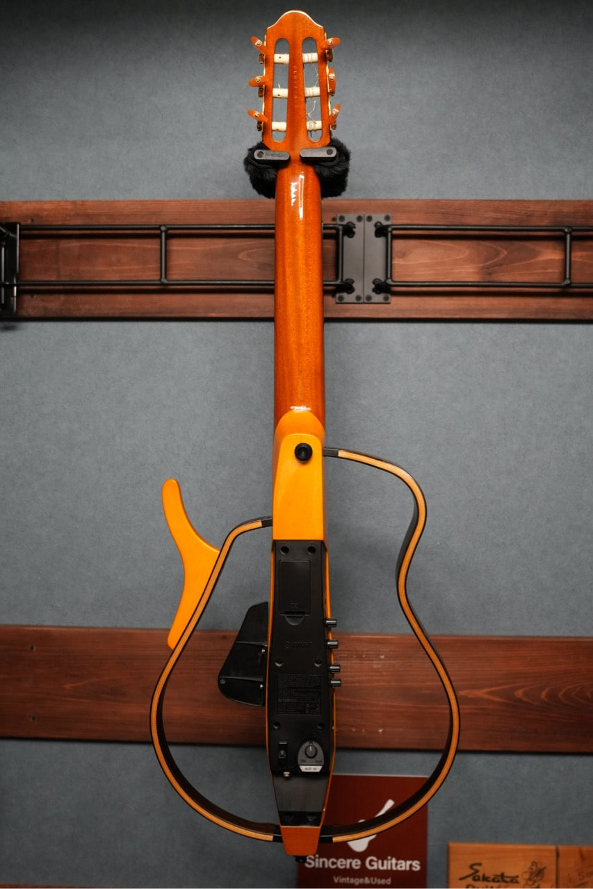 YAMAHA SLG 130NW