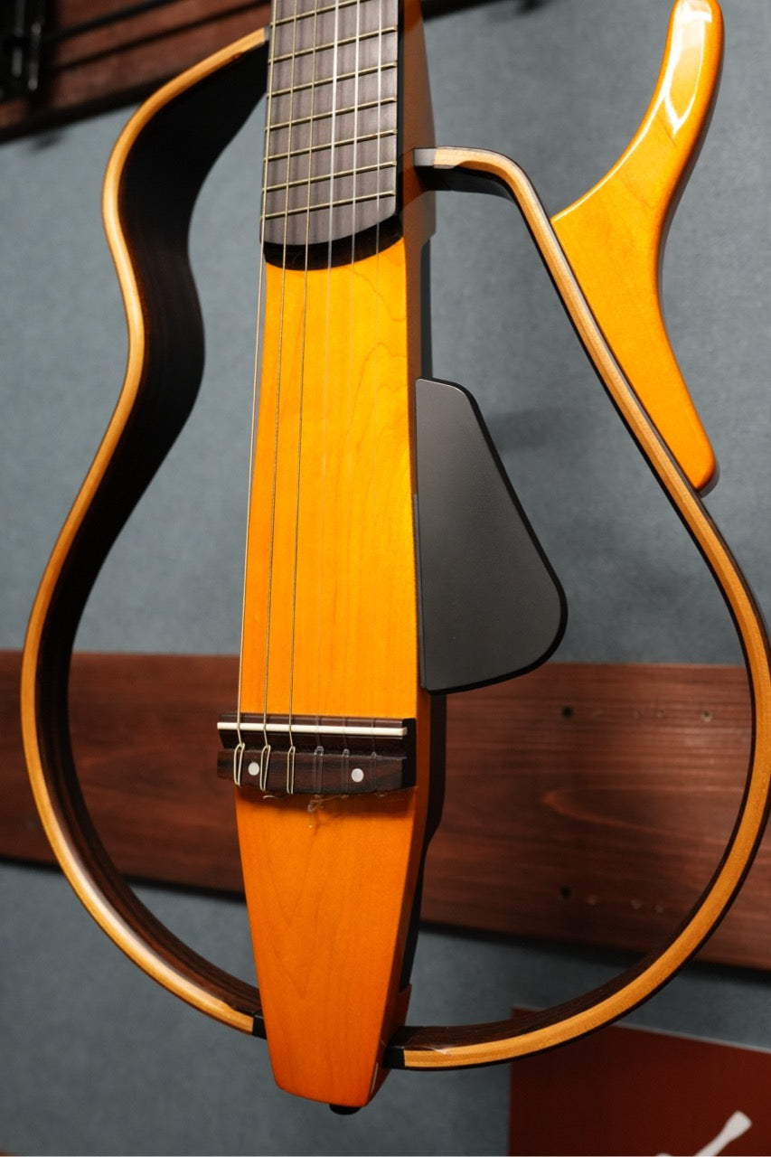 YAMAHA SLG 130NW