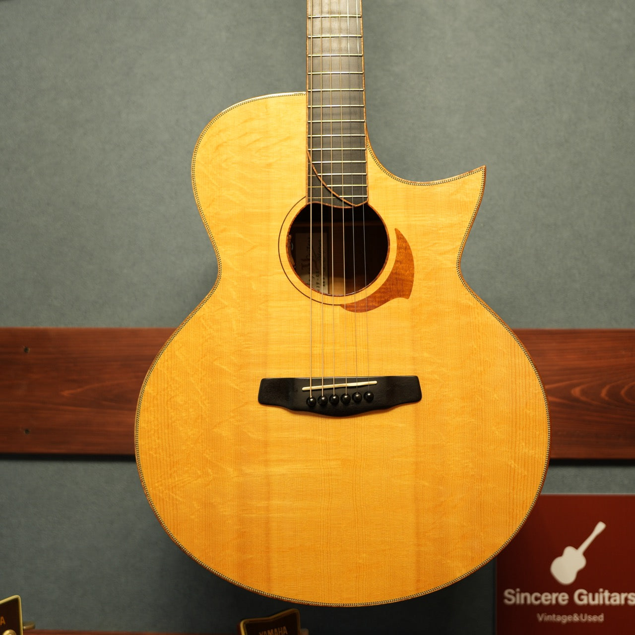 YOKOYAMA GUITARS SJF-GK Custom Master Grade Hawaiian Koa 2013年製