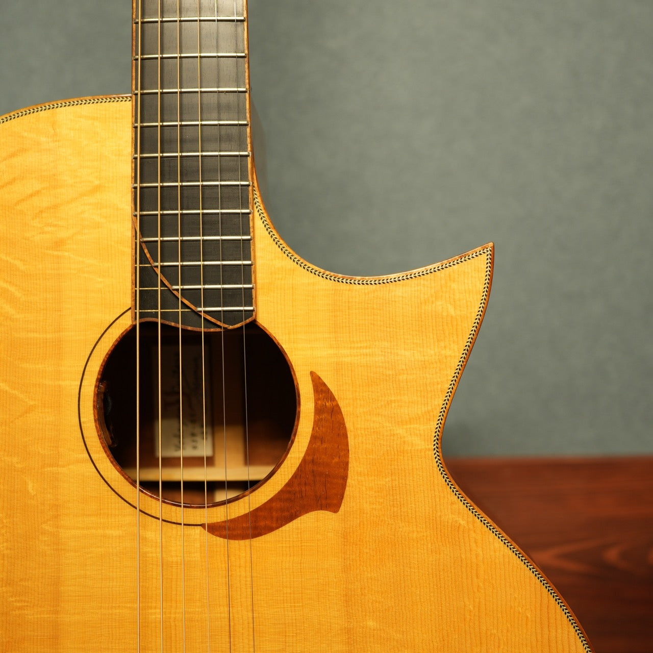 YOKOYAMA GUITARS SJF-GK Custom Master Grade Hawaiian Koa 2013年製