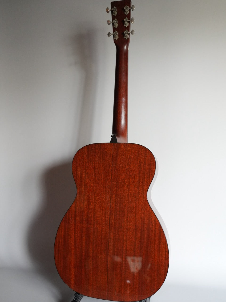 Martin 00-18V 2009年製