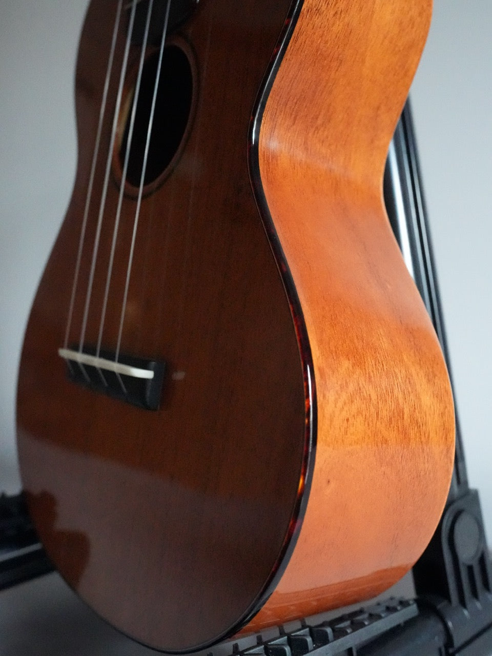 Sakata Guitars UC-1C ウクレレ コンサート キューバンマホガニー #20【NEW】