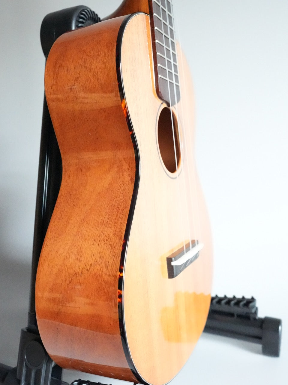 Sakata Guitars UC-1C ウクレレ コンサート キューバンマホガニー #20【NEW】