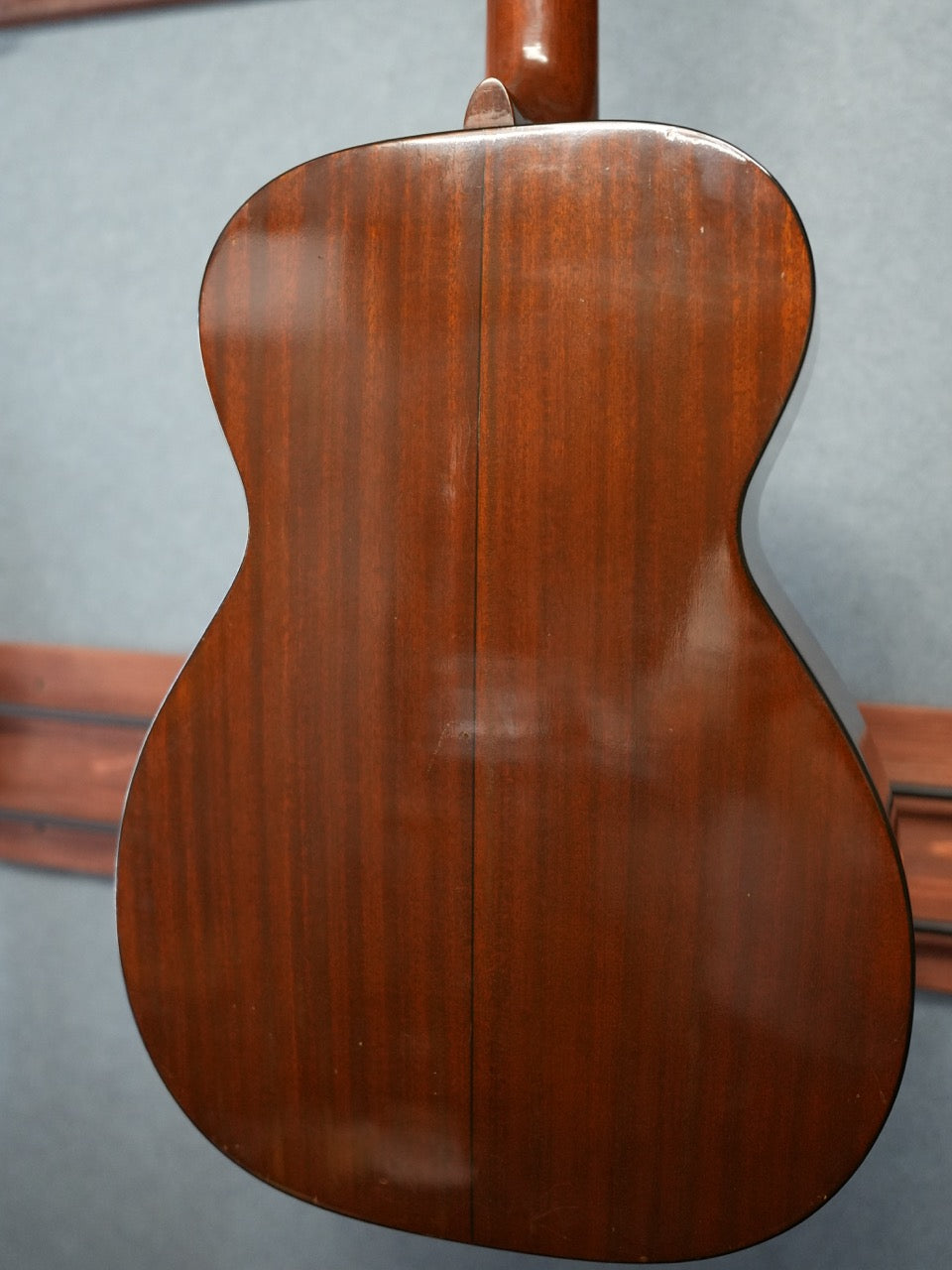 Martin 0-18 1975年製