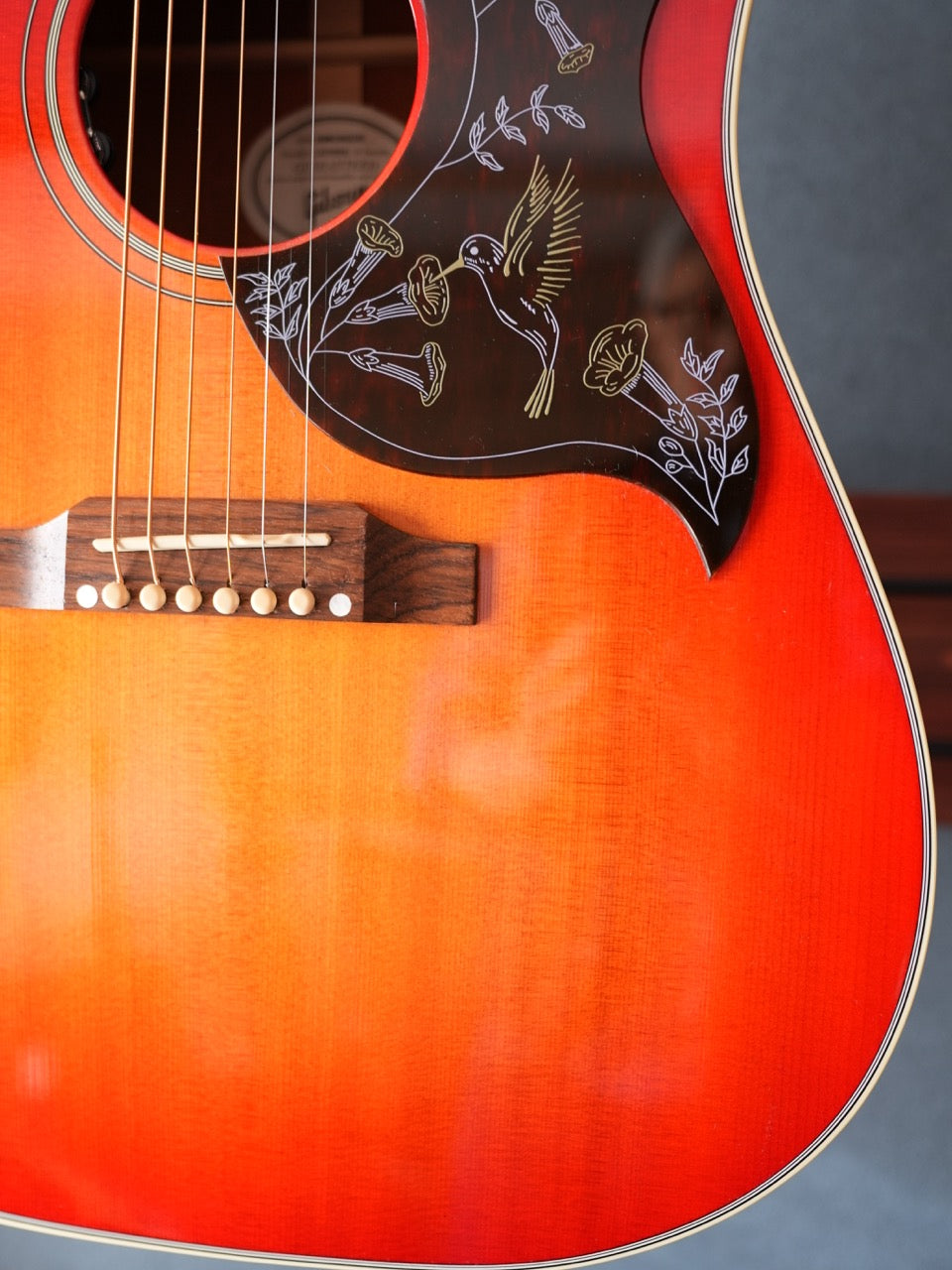 Gibson Hummingbird Cherry Sunburst 2019年製