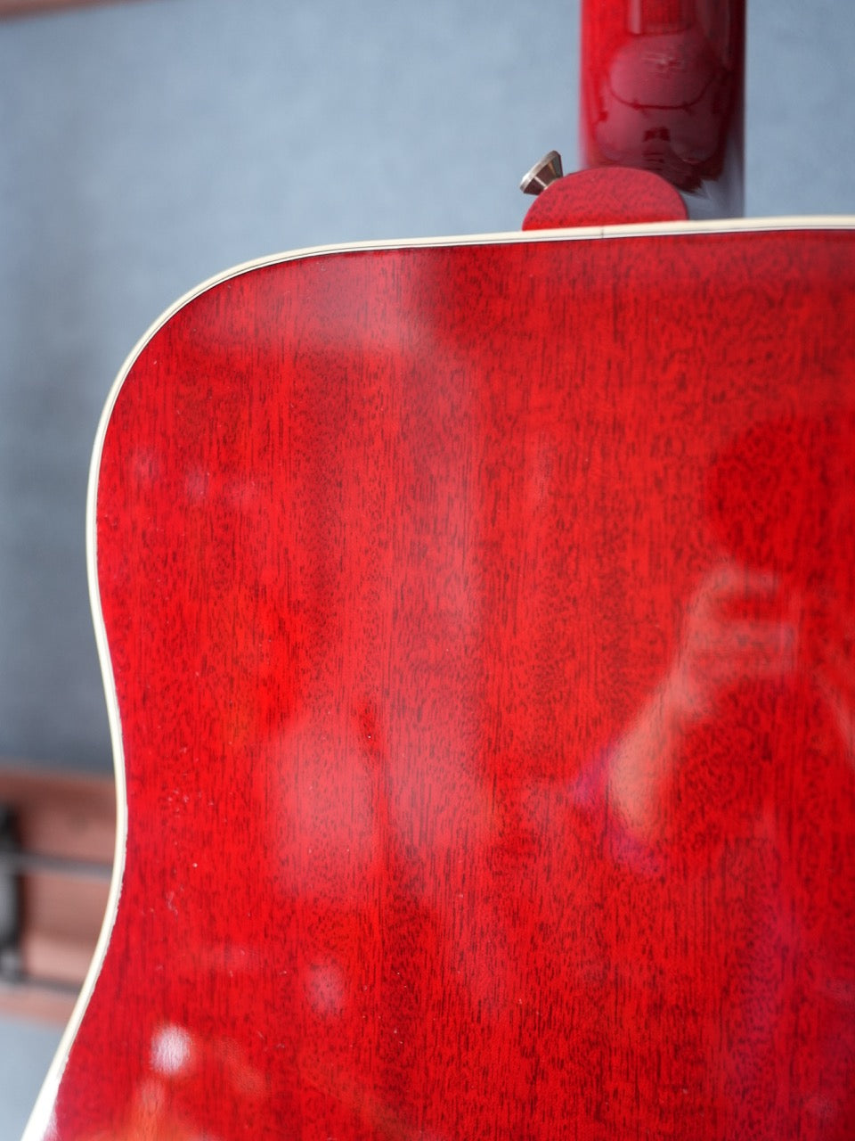 Gibson Hummingbird Cherry Sunburst 2019年製