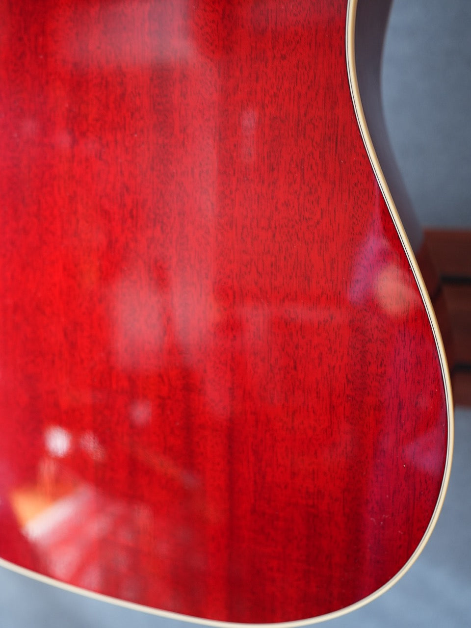 Gibson Hummingbird Cherry Sunburst 2019年製