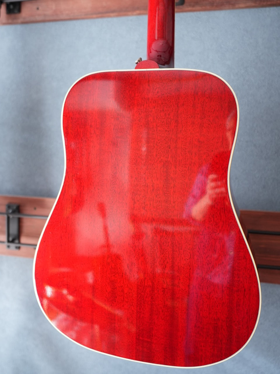 Gibson Hummingbird Cherry Sunburst 2019年製