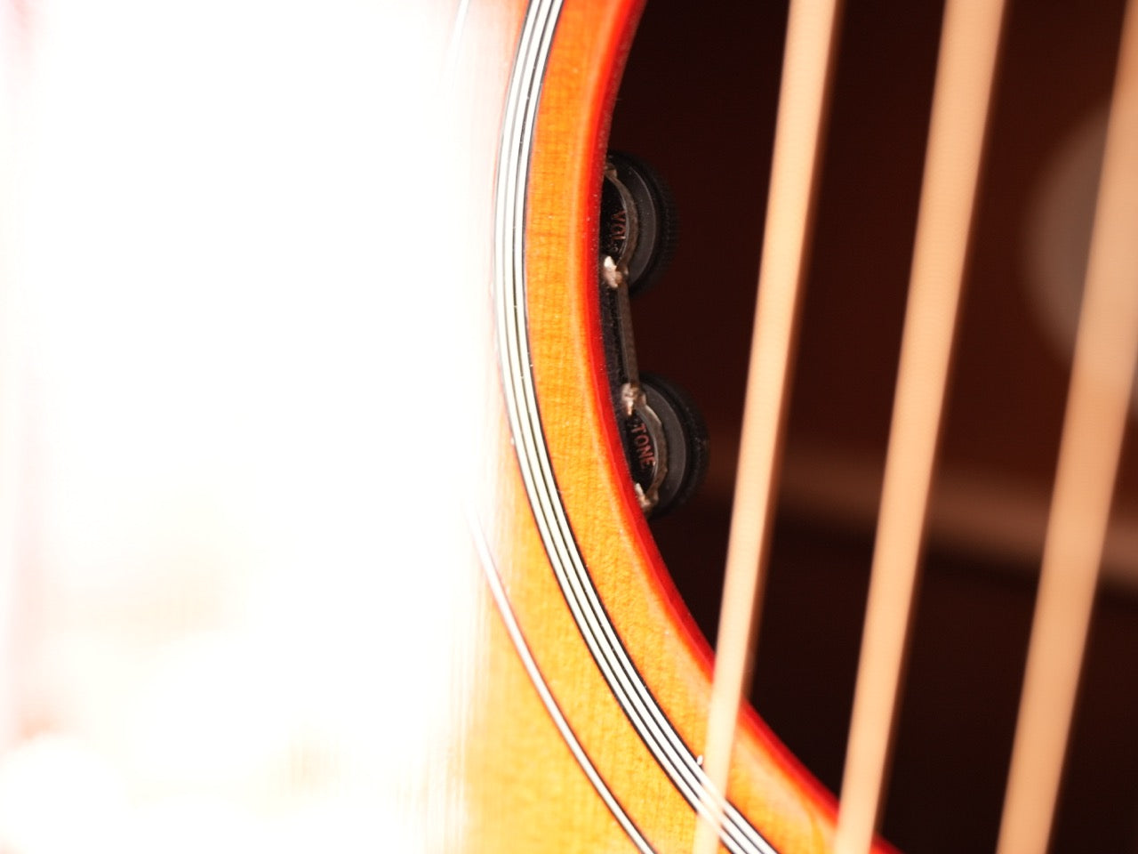 Gibson Hummingbird Cherry Sunburst 2019年製