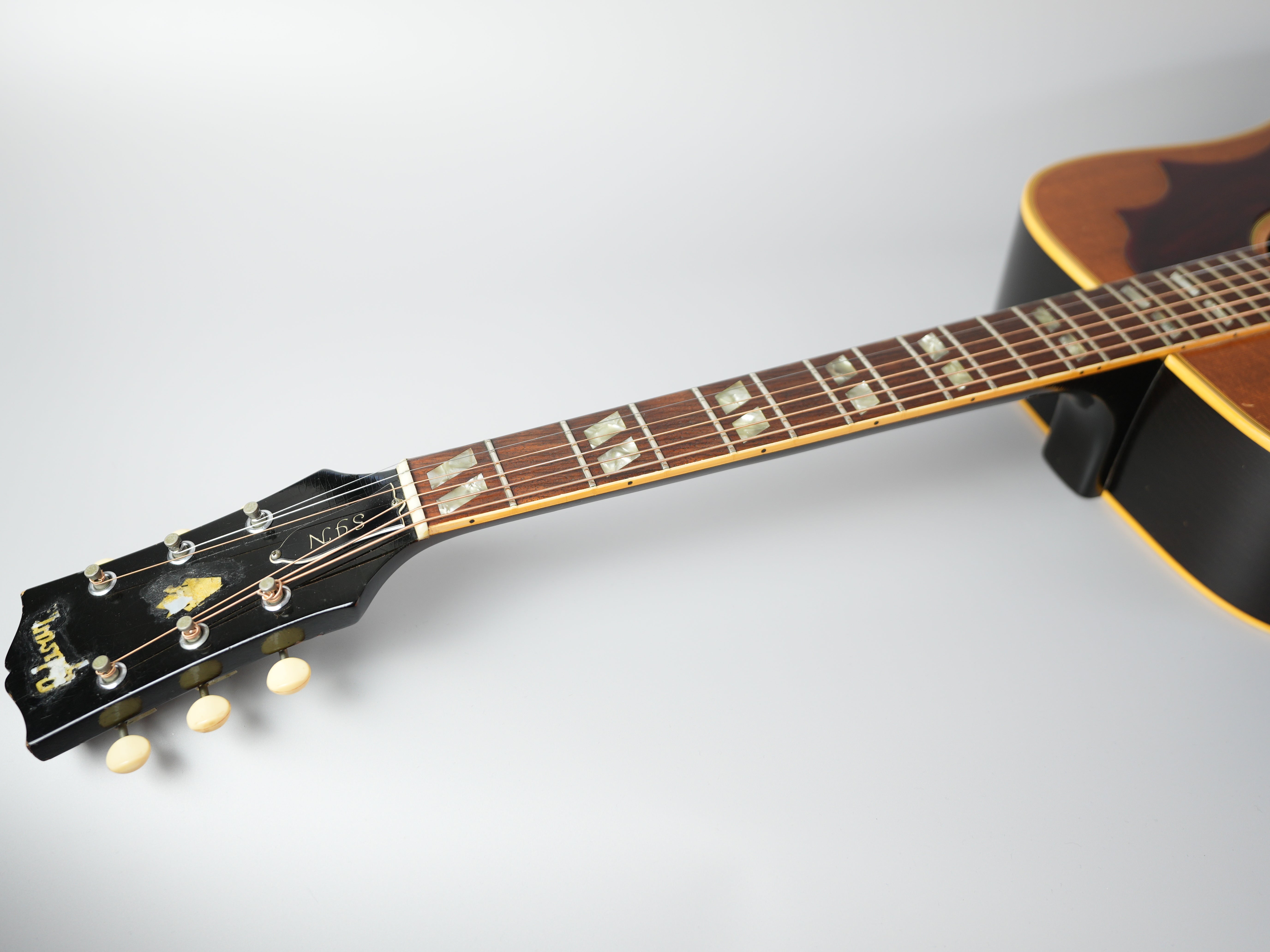 GIBSON Country Western 1969年製 – Sincere Guitars