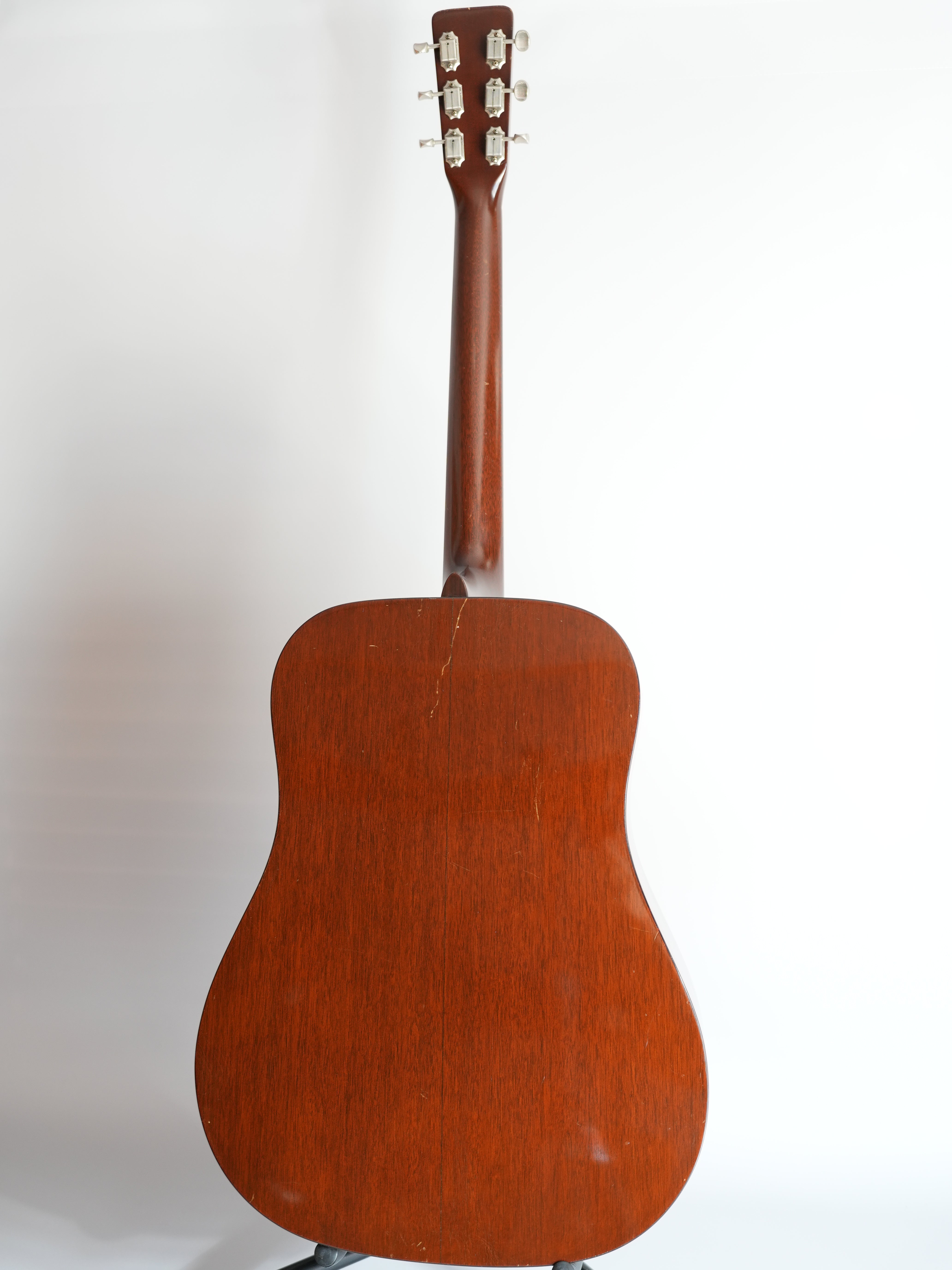 Martin D-18 1954年製 – Sincere Guitars