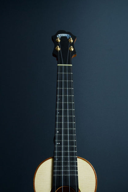 HATTA works  Swiss Moon Spruce × Tulipwood Soprano longneck 2025年製