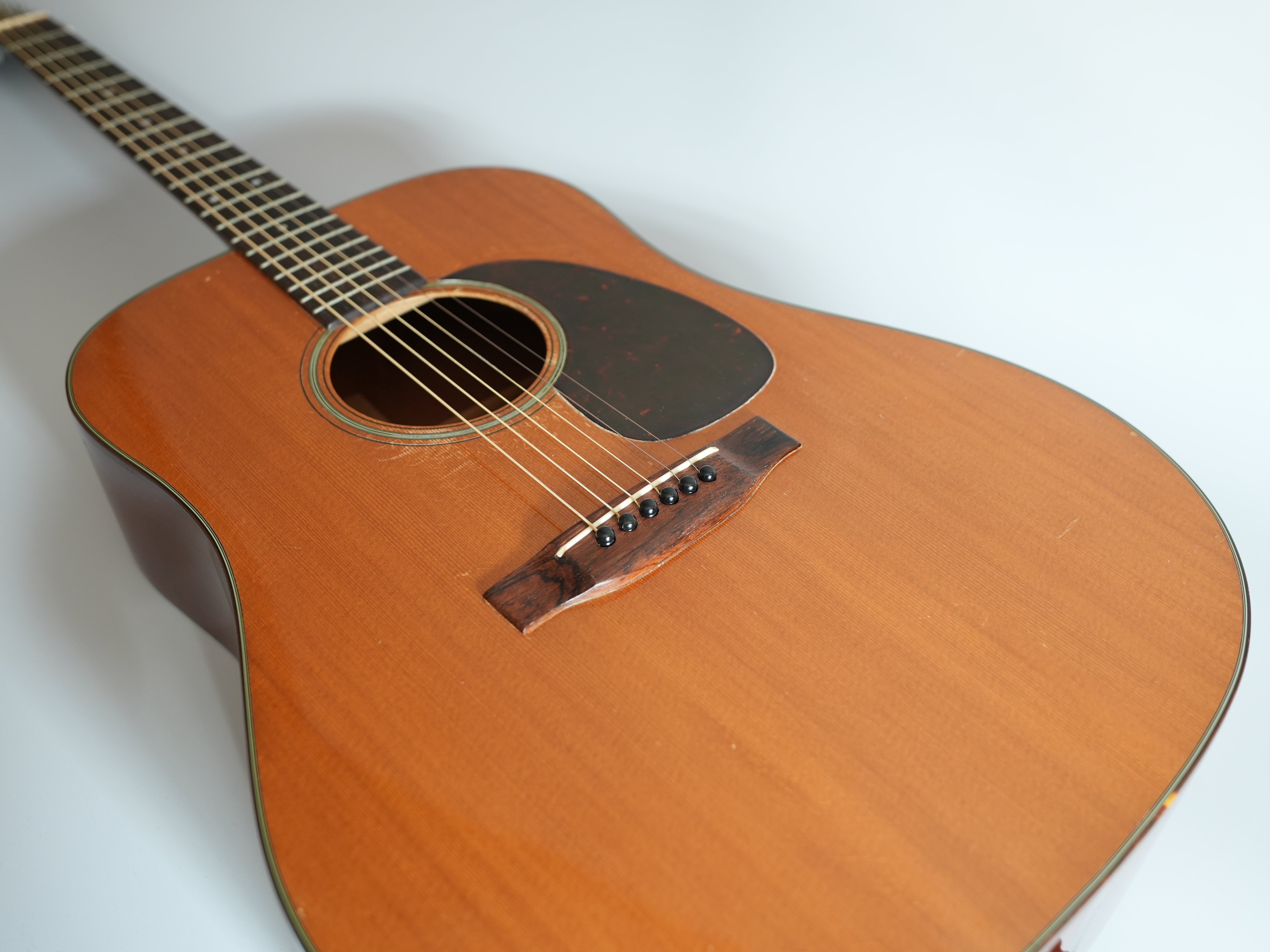 Martin D-18 1954年製 – Sincere Guitars