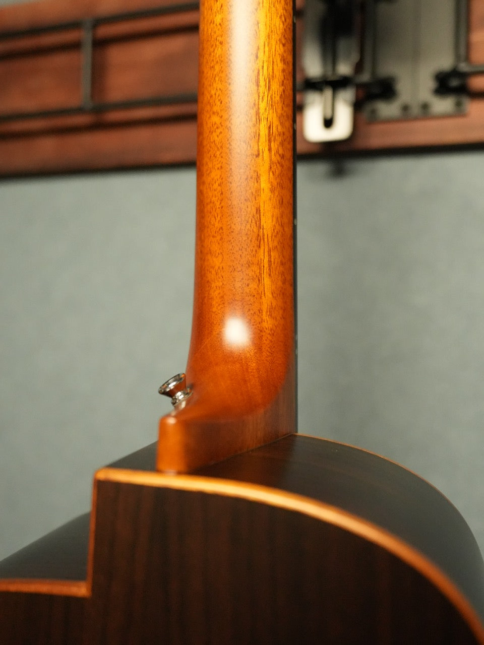 aNueNue aNN-M60E 2025年製（新品）