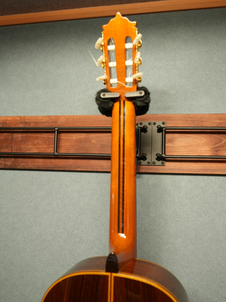 HIDEO IDA  井田英夫　No.C-30  2006年製