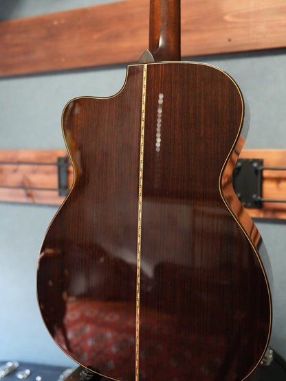 Bourgeois DOWNEAST Soloist “Launch Edition” ― 限定入荷｜Bourgeoisギターを代表するモデルSoloist。