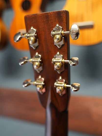 Bourgeois DOWNEAST Soloist “Launch Edition” ― 限定入荷｜Bourgeoisギターを代表するモデルSoloist。