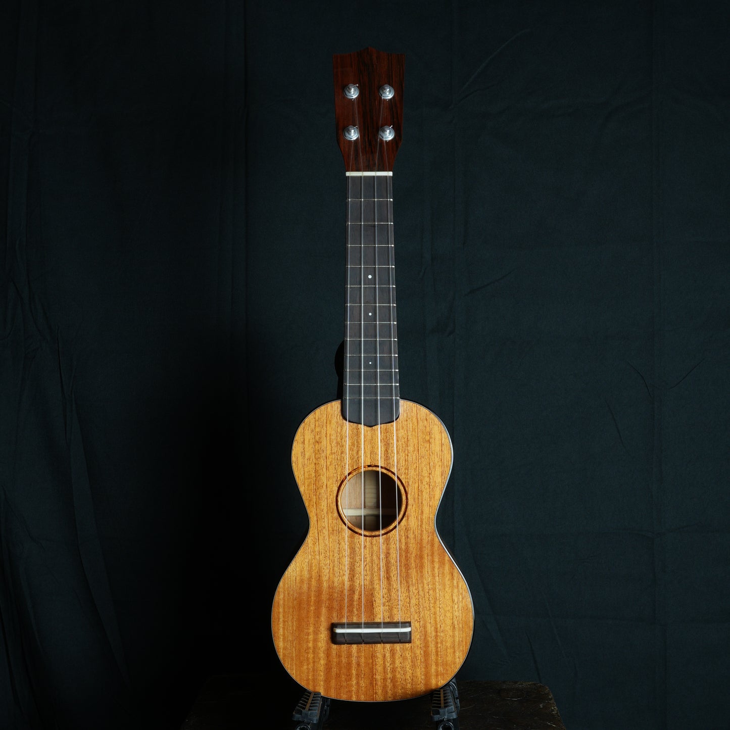 Sakata Guitars US-1 Honduras Mahogany Soprano 2025年製