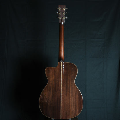 Bourgeois DOWNEAST Soloist “Launch Edition” #T2511299 ― 限定入荷｜Bourgeoisギターを代表するモデルSoloist。