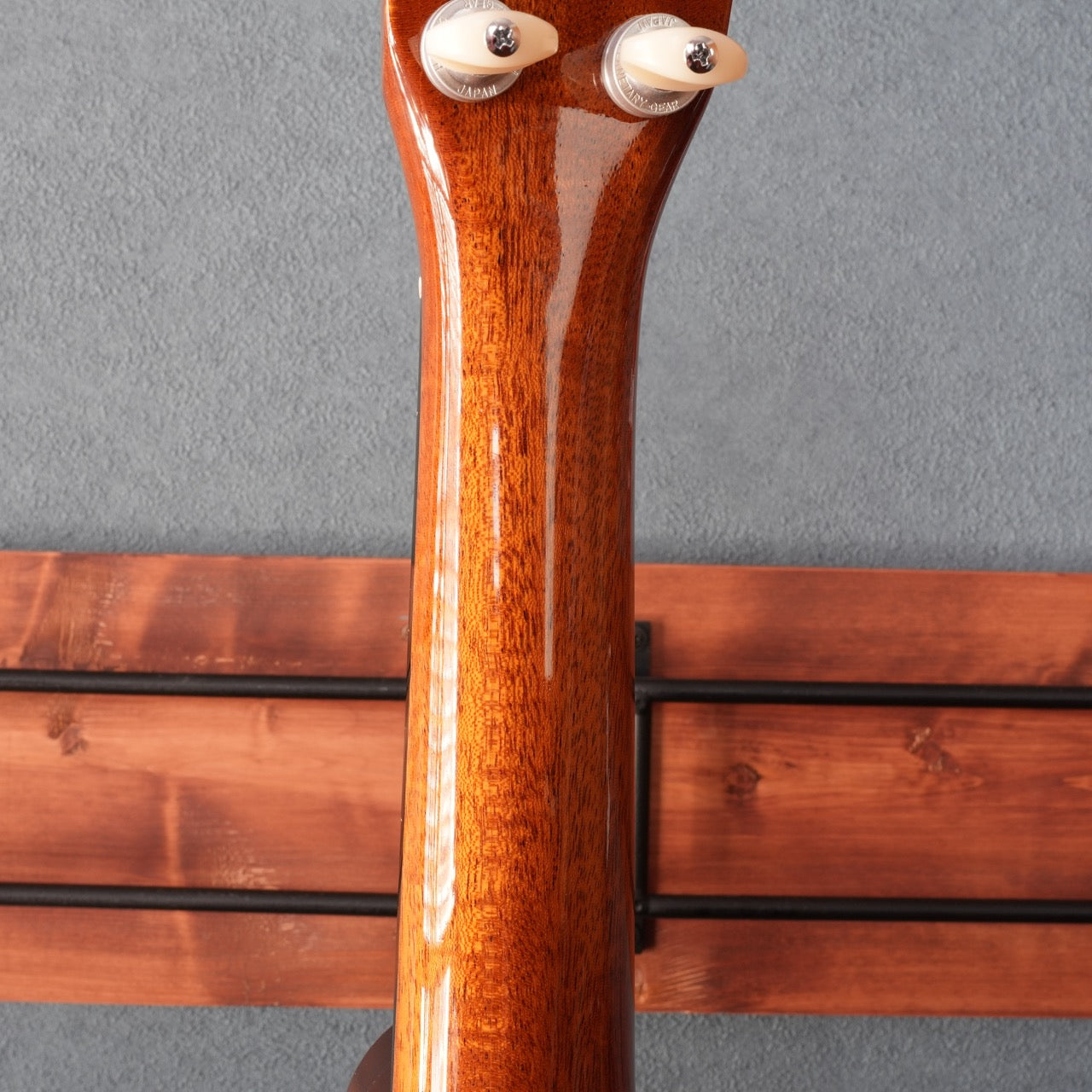 Sakata Guitars US-2C Western Red Cedar Soprano