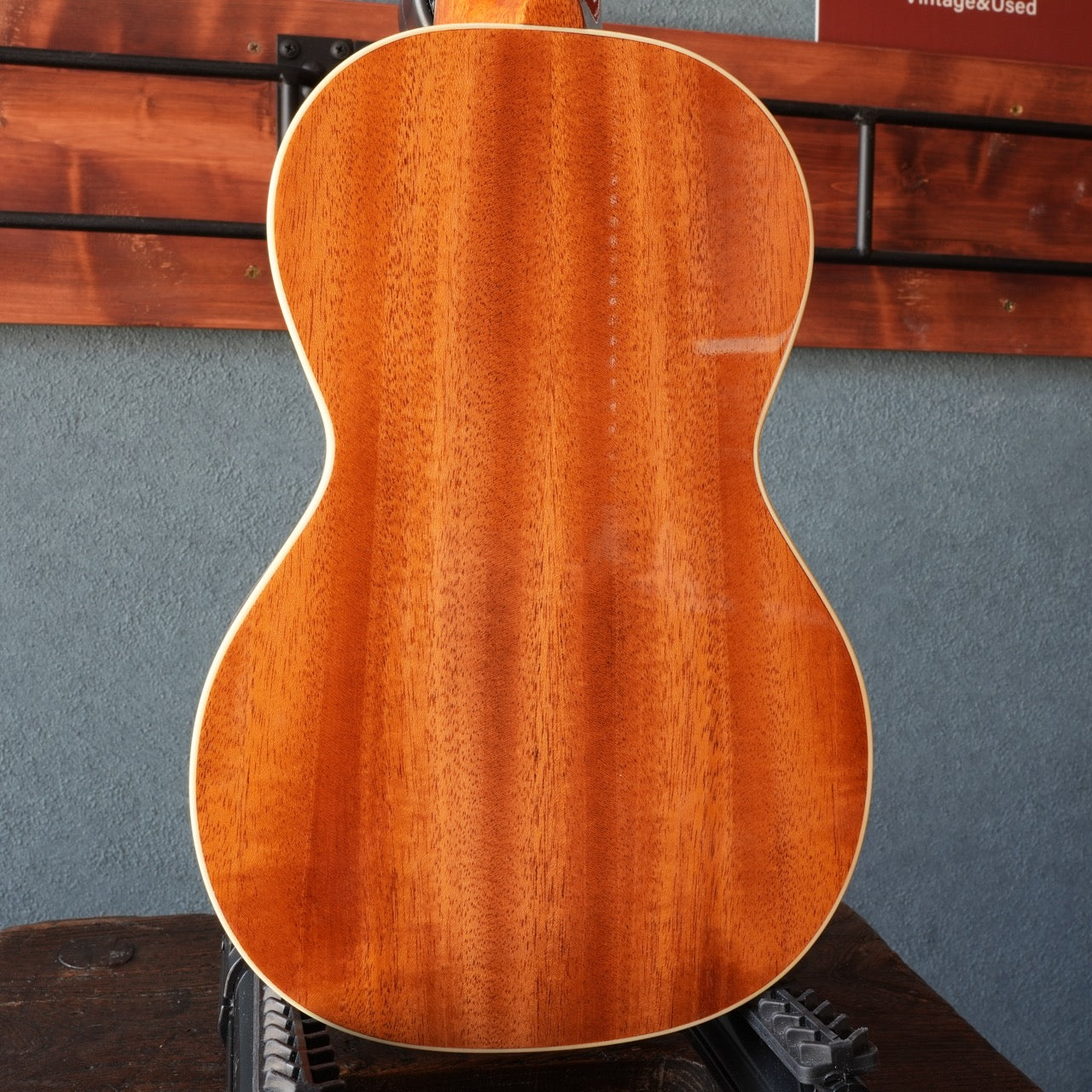 Sakata Guitars US-2C Western Red Cedar Soprano
