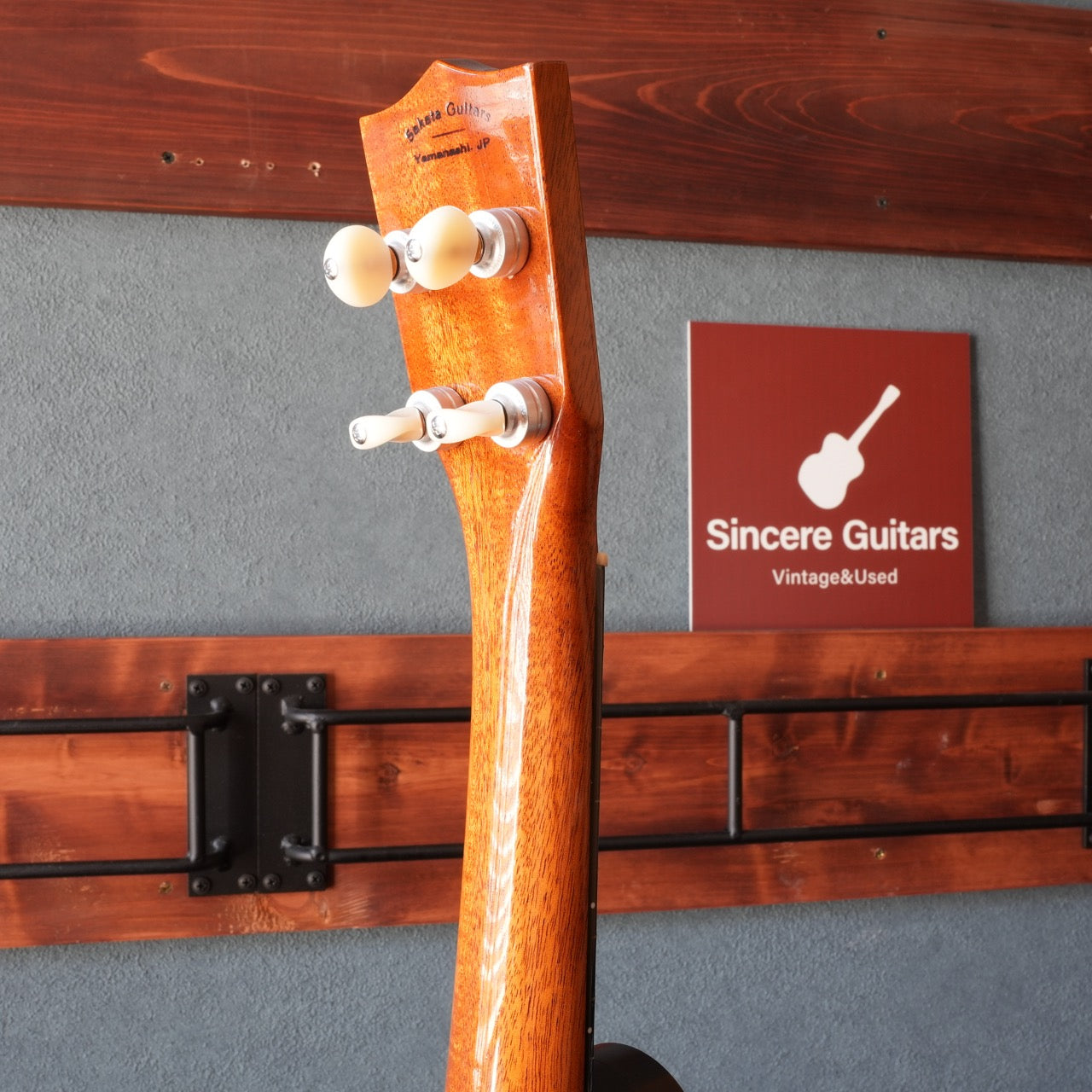 Sakata Guitars US-2C Western Red Cedar Soprano