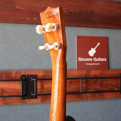 Sakata Guitars US-2C Western Red Cedar Soprano