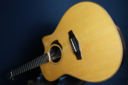 YOKOYAMA GUITARS　AR-ER　Engelmann Spruce / Rosewood　2012年頃