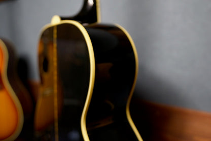Gibson J-200 Rose Custom Black Centennial Collection 1995年製