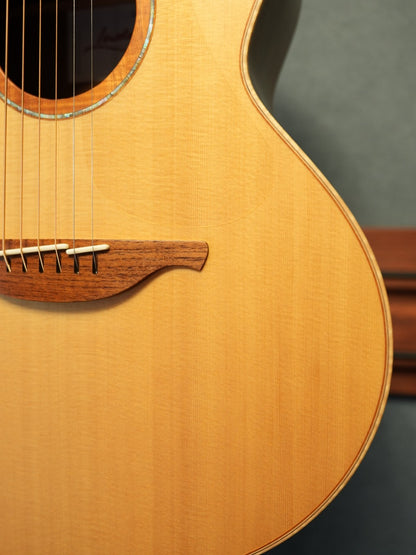 Lowden S-50 Honduras Rosewood / Sitka