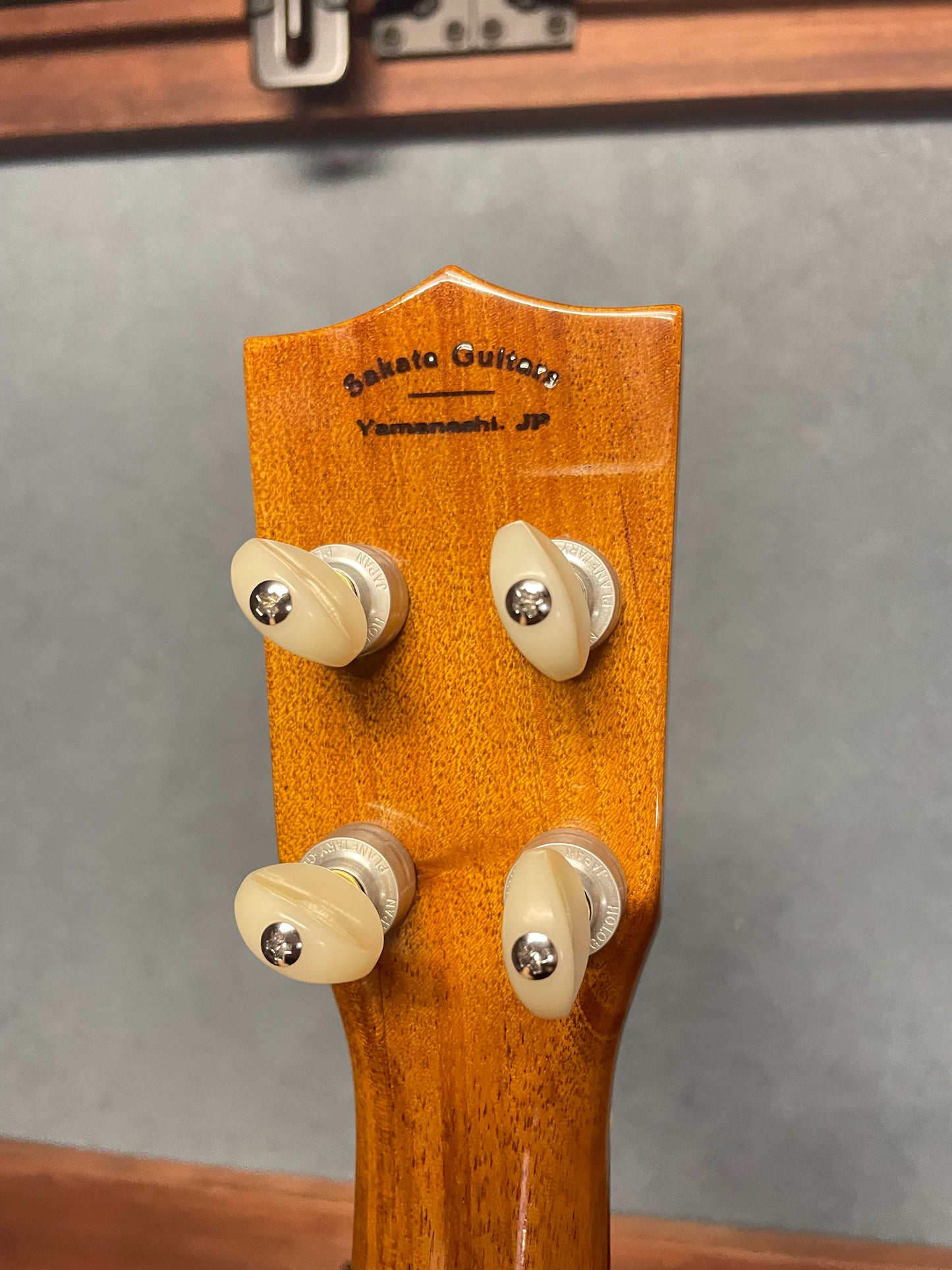 Sakata Guitars UC-2K ハワイアンコア・コンサート