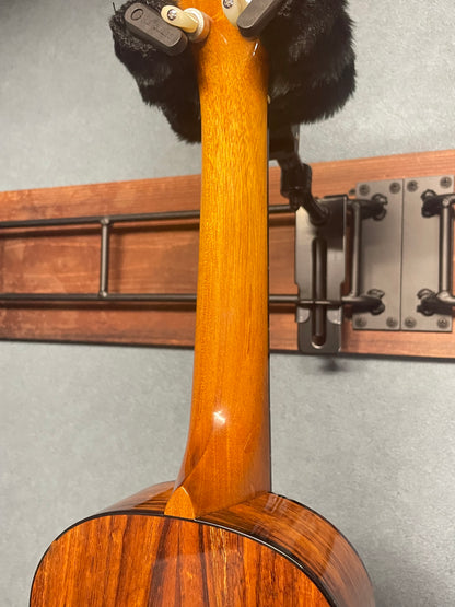 Sakata Guitars UC-2K ハワイアンコア・コンサート