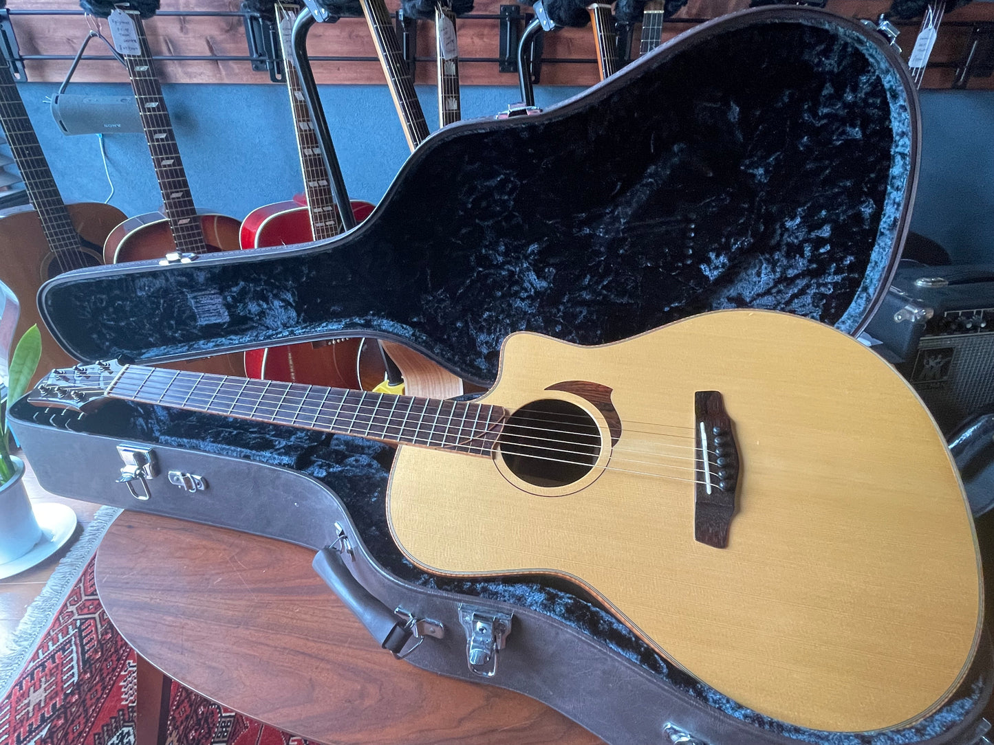 YOKOYAMA GUITARS　AR-ER　Engelmann Spruce / Rosewood　2012年頃