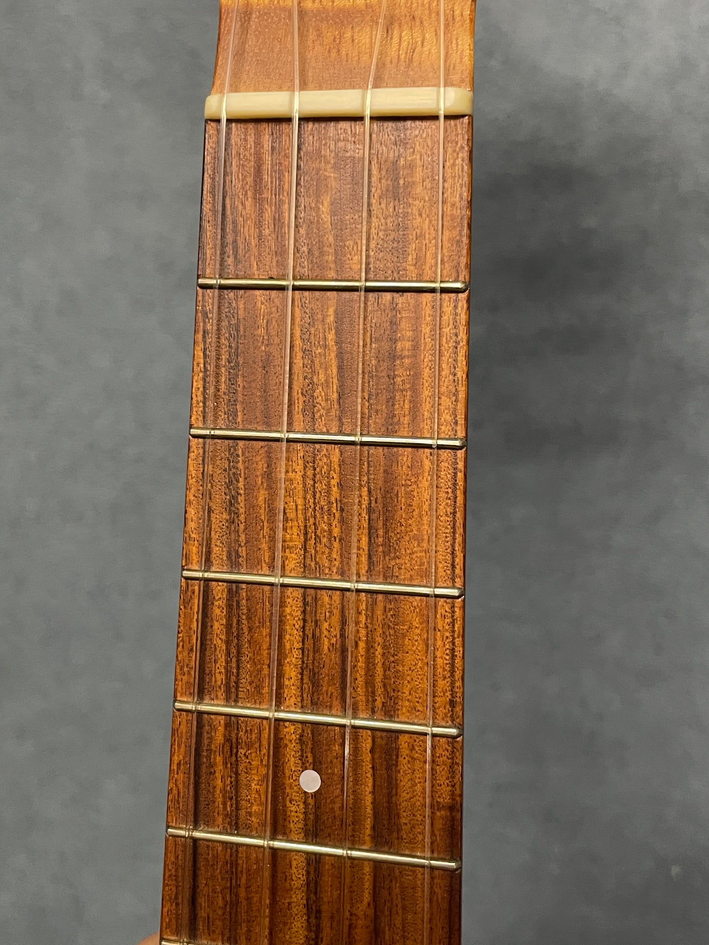 在庫しています！【店頭限定】Shimo Guitars mango コンサート2006年製（PU搭載）