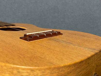 在庫しています！【店頭限定】Shimo Guitars mango コンサート2006年製（PU搭載）