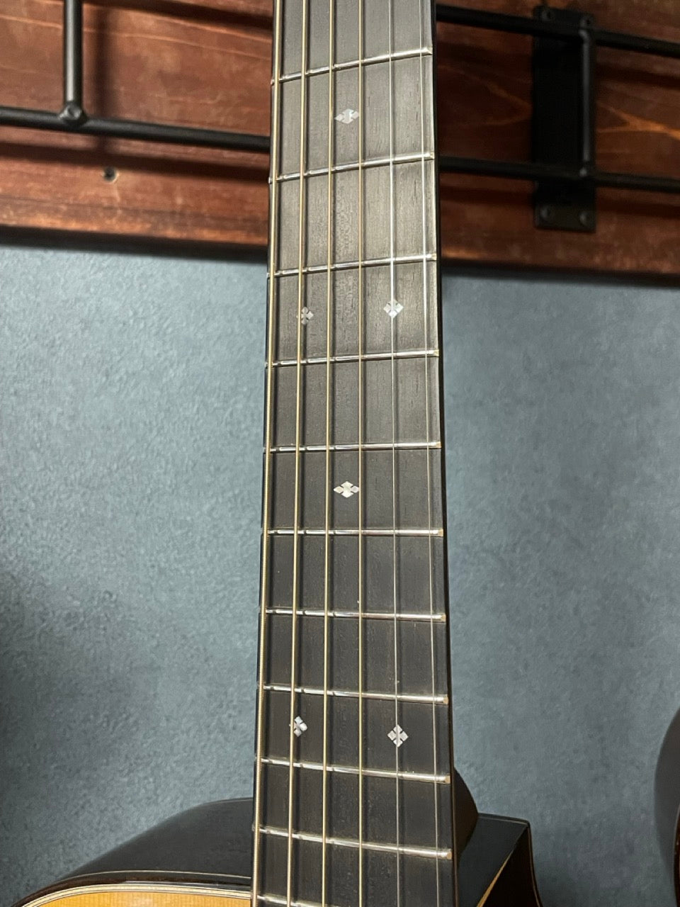 Bourgeois DOWNEAST Soloist “Launch Edition” ― 限定入荷｜Bourgeoisギターを代表するモデルSoloist。